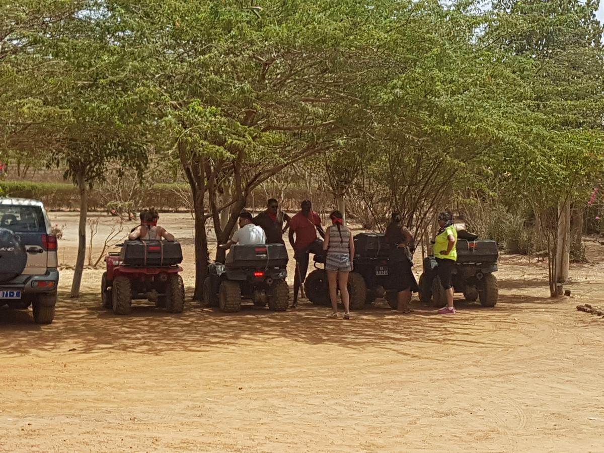 Terre D'Afrique Hotel Popenguine Kültér fotó