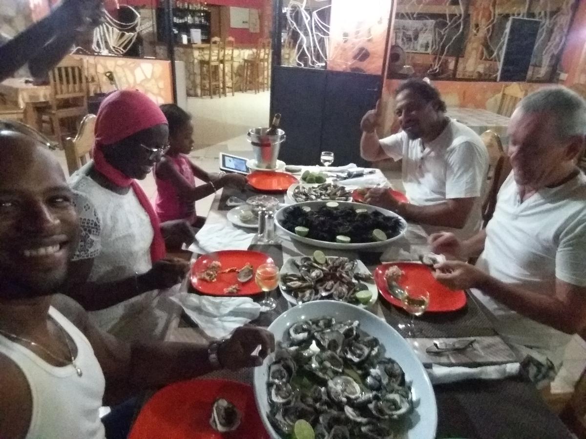 Terre D'Afrique Hotel Popenguine Kültér fotó