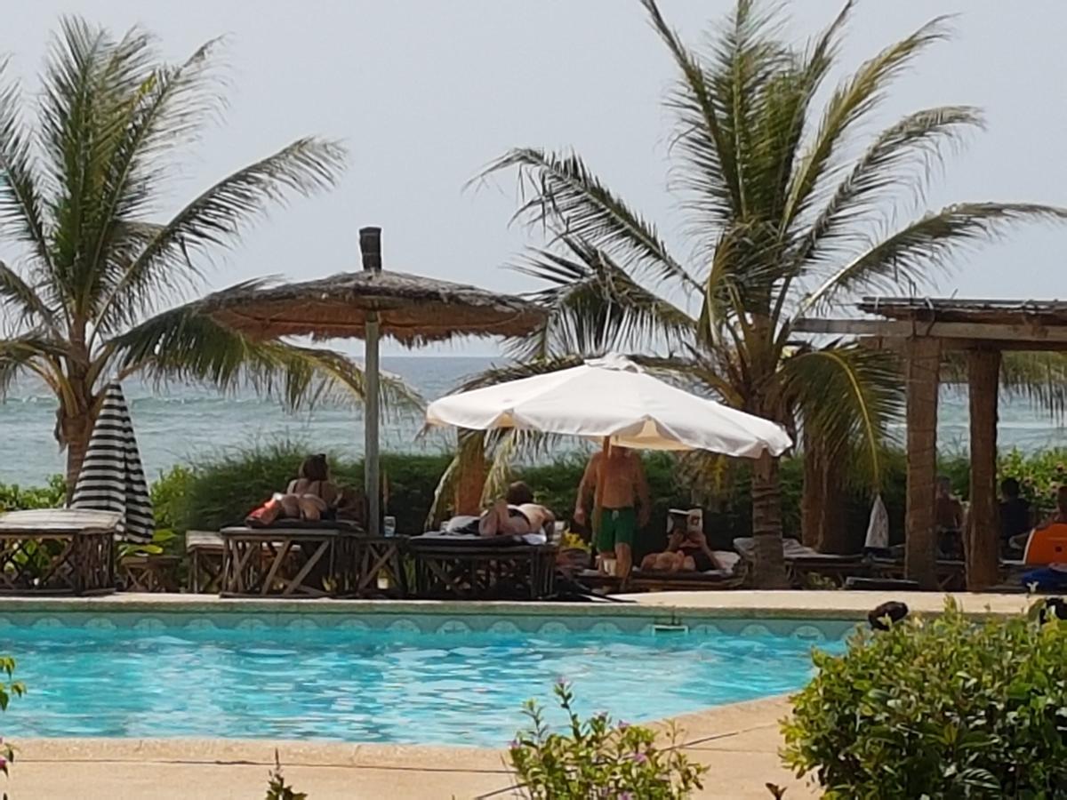 Terre D'Afrique Hotel Popenguine Kültér fotó